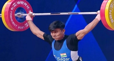 Sanket Mahadev Sargar wins gold medal in Men’s 55 kg snatch category